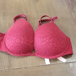 Victoria's Secret Bold Red Lace Bra